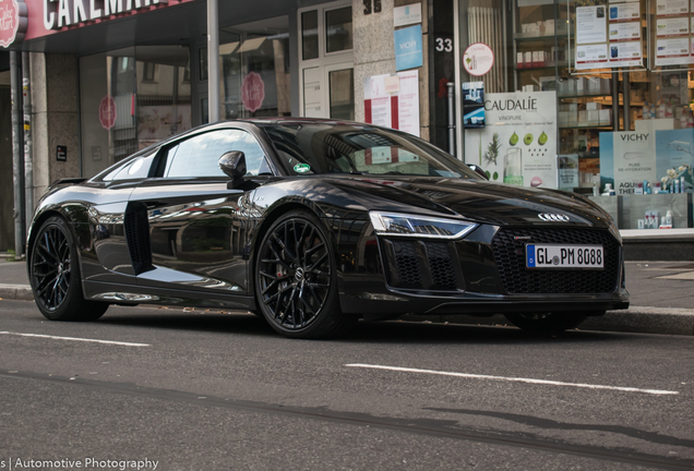 Audi R8 V10 Plus 2015