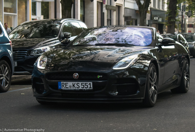 Jaguar F-TYPE R Convertible 2017