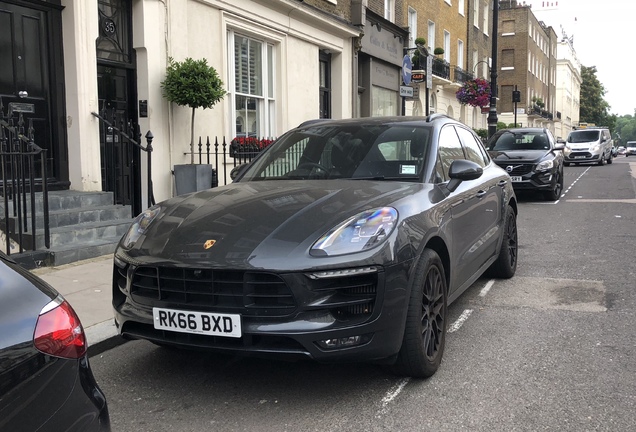 Porsche 95B Macan GTS