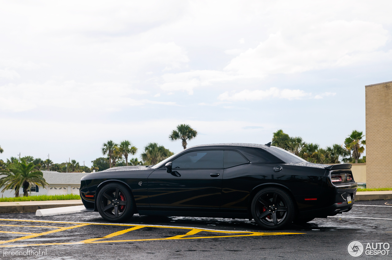 Dodge Challenger SRT Hellcat