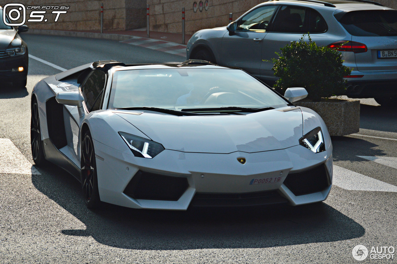 Lamborghini Aventador LP700-4 Roadster