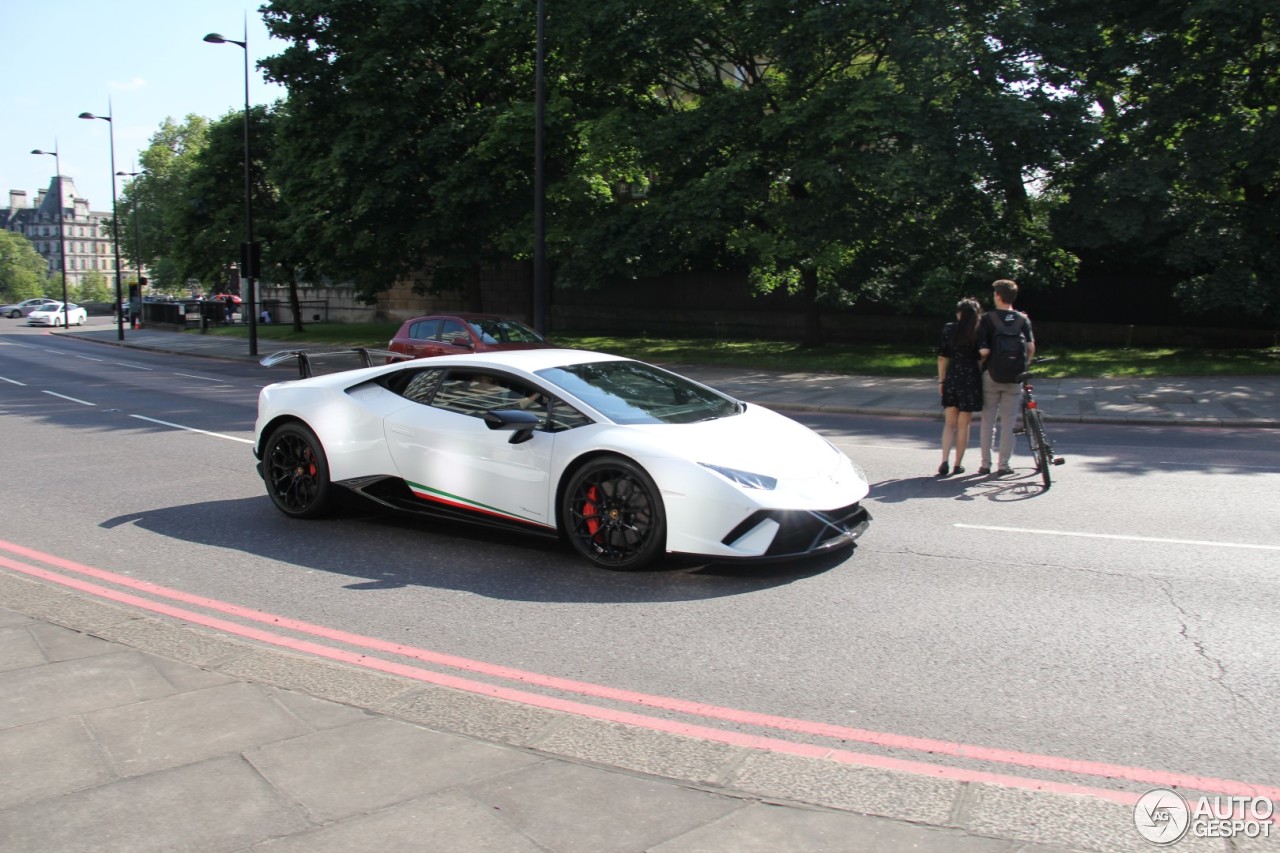 Lamborghini Huracán LP640-4 Performante