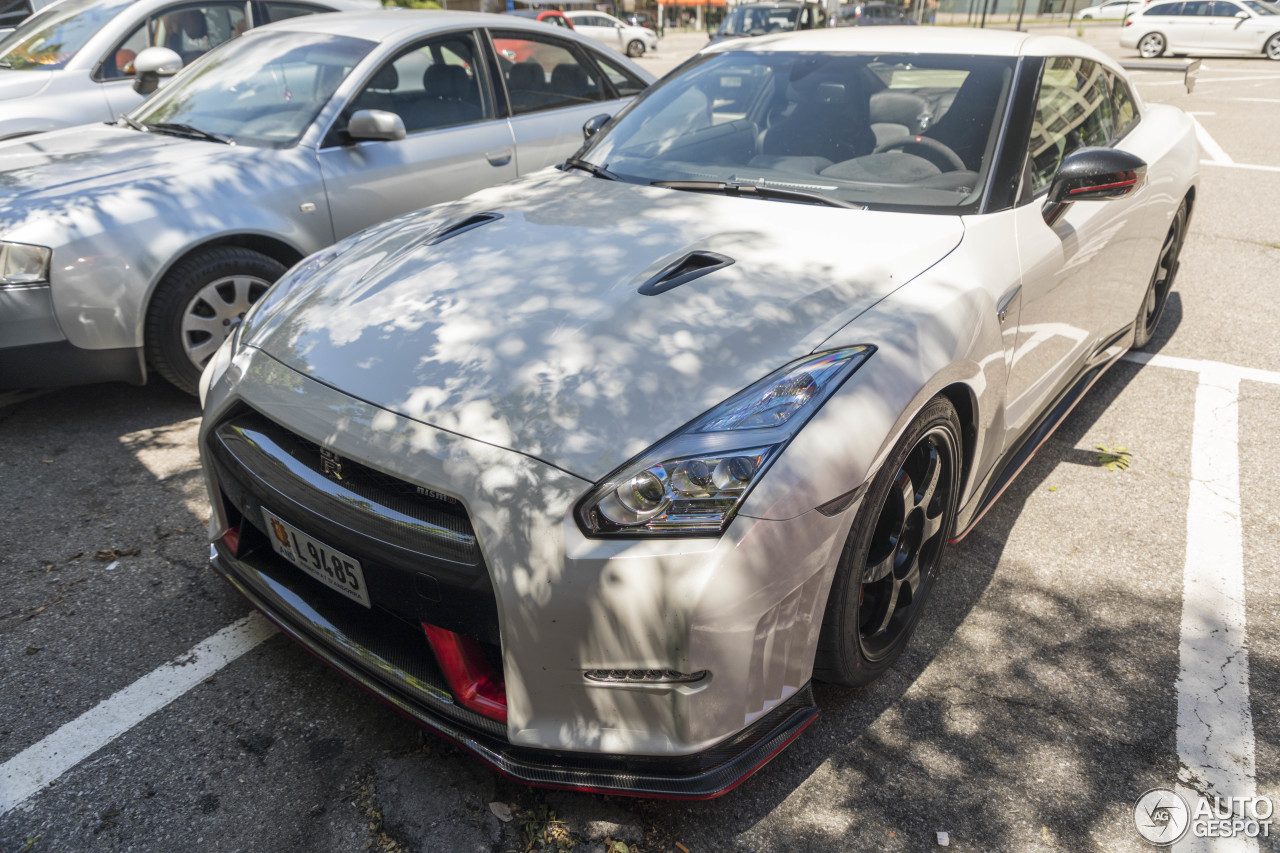 Nissan GT-R 2011 Nismo