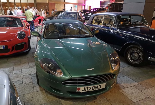 Aston Martin DB9 Volante