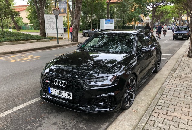 Audi RS4 Avant B9