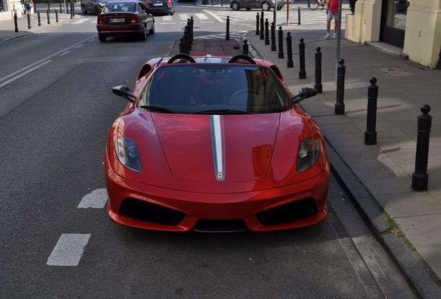 Ferrari Scuderia Spider 16M