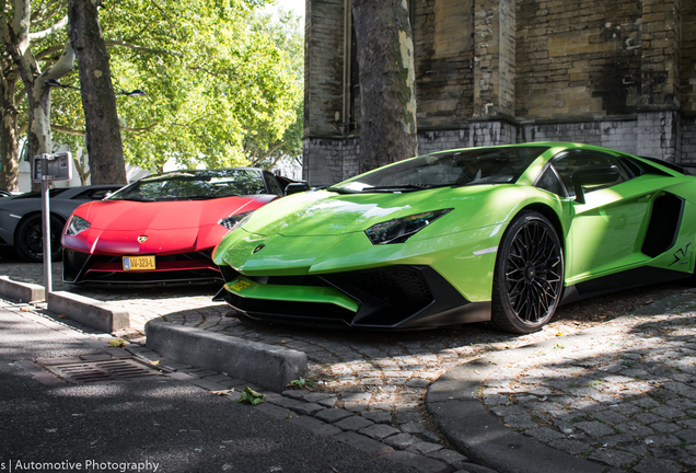 Lamborghini Aventador S LP740-4