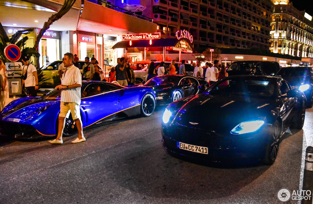 Aston Martin DB11