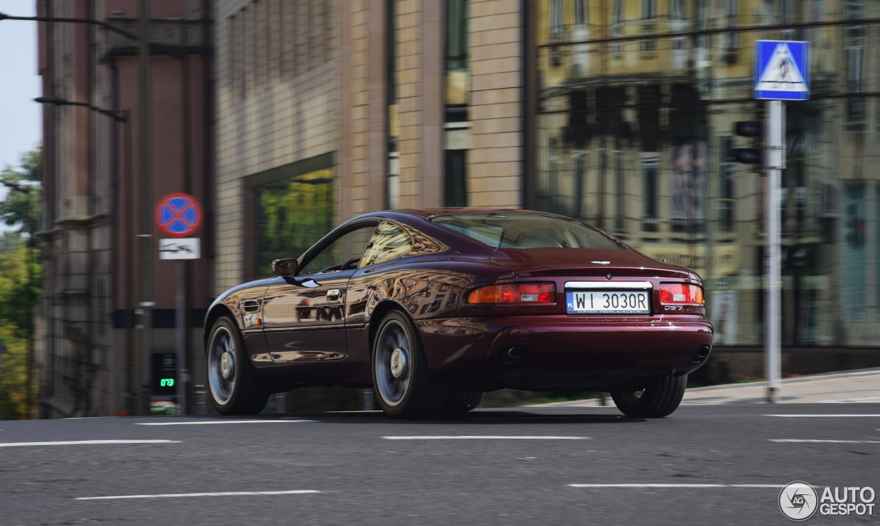 Aston Martin DB7