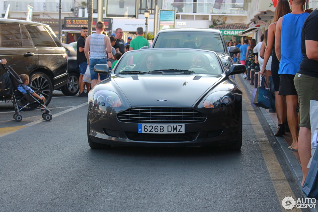 Aston Martin DB9 Volante