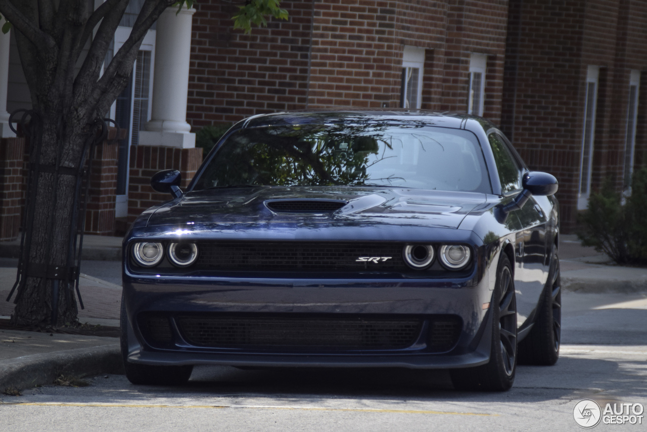 Dodge Challenger SRT Hellcat