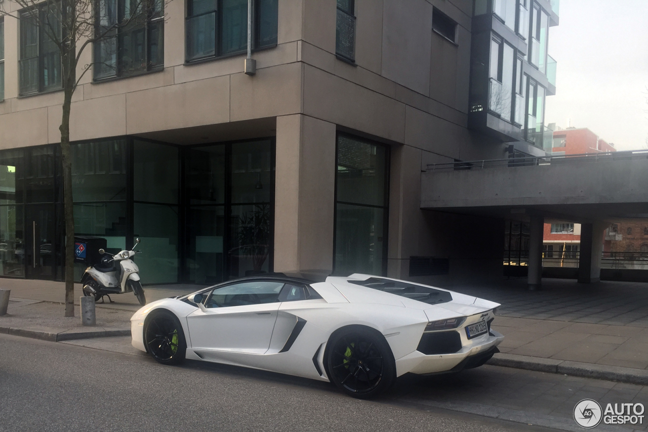 Lamborghini Aventador LP700-4