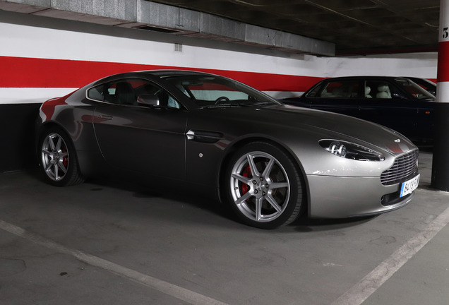 Aston Martin V8 Vantage