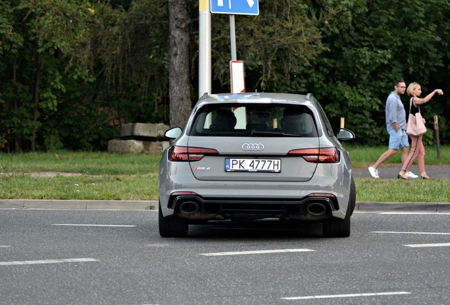 Audi RS4 Avant B9