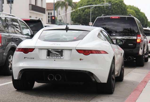 Jaguar F-TYPE S Coupé