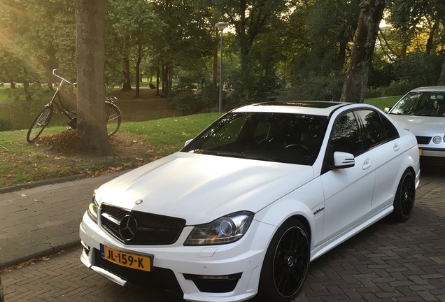 Mercedes-Benz C 63 AMG W204 2012