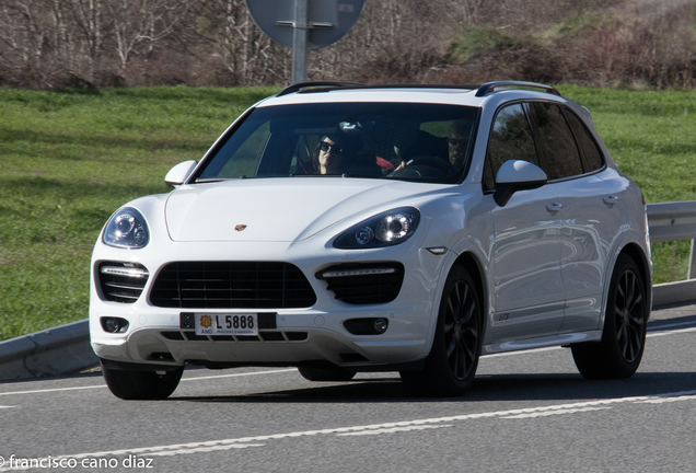 Porsche 958 Cayenne GTS