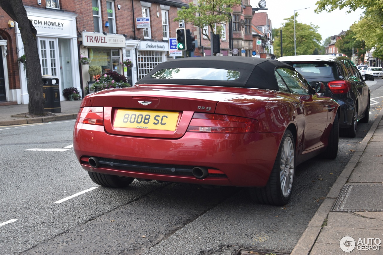 Aston Martin DB9 Volante