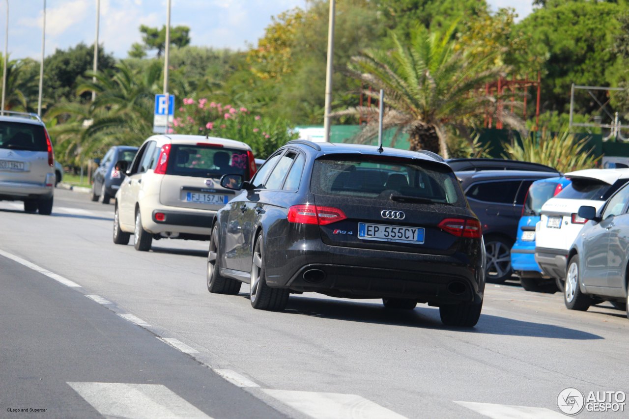 Audi RS4 Avant B8