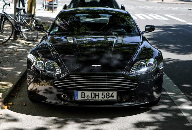 Aston Martin V8 Vantage N400