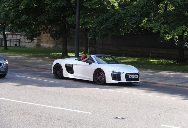 Audi R8 V10 Spyder 2016