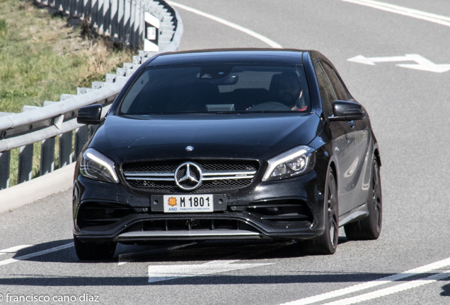 Mercedes-AMG A 45 W176 2015