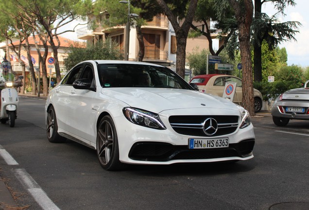 Mercedes-AMG C 63 S W205