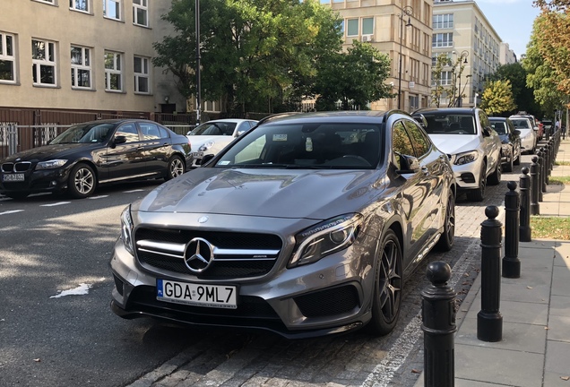 Mercedes-Benz GLA 45 AMG X156