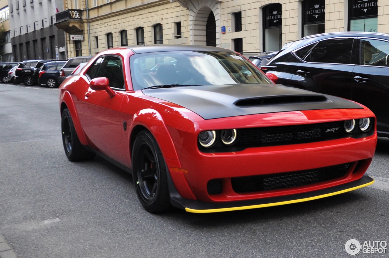 Dodge Challenger SRT Demon