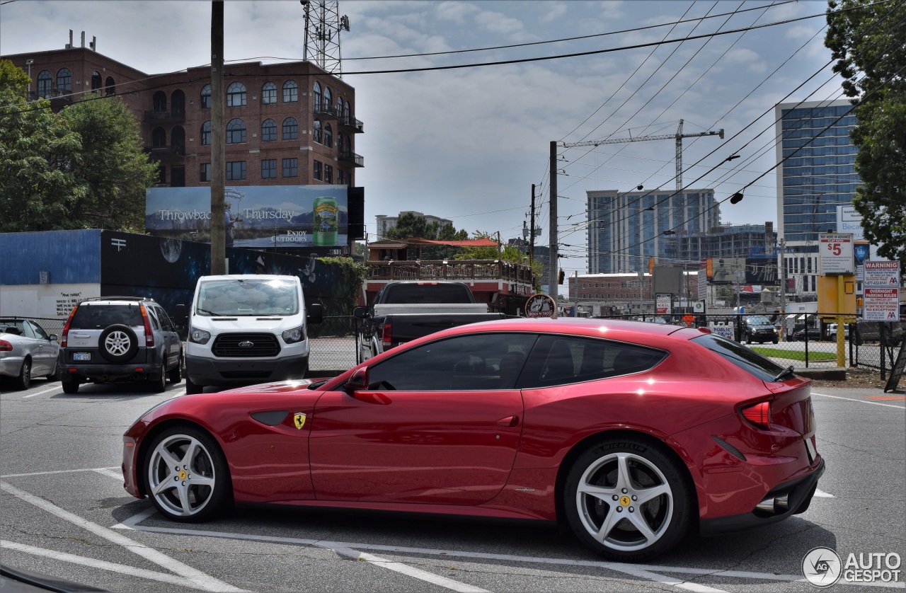 Ferrari FF