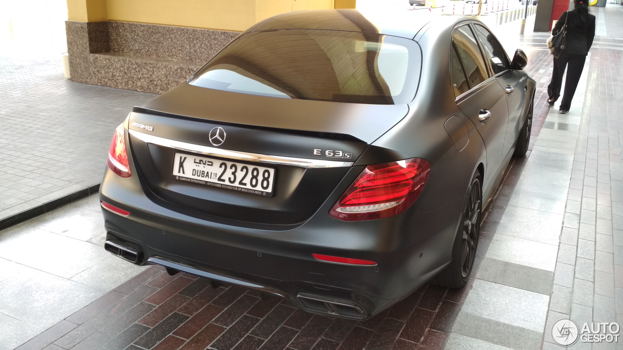 Mercedes-AMG E 63 S W213