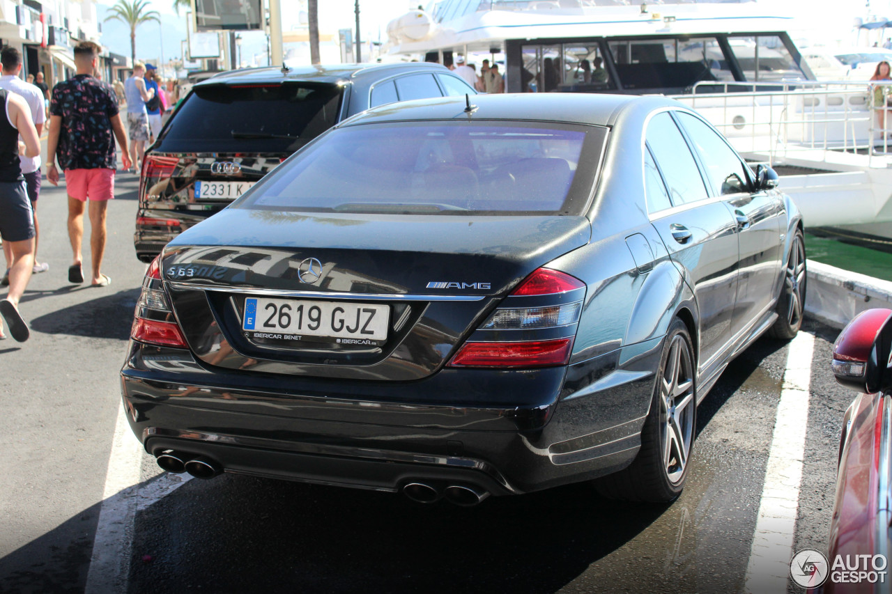 Mercedes-Benz S 63 AMG W221