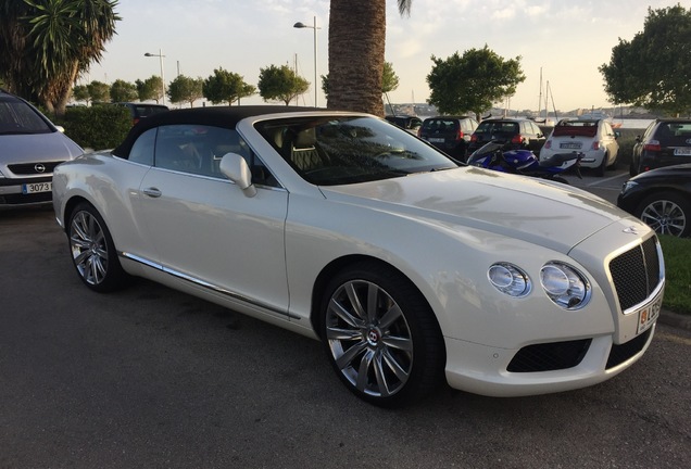 Bentley Continental GTC V8