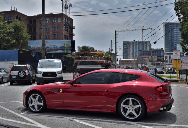 Ferrari FF