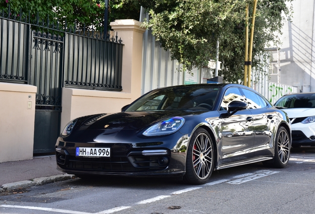 Porsche 971 Panamera Turbo