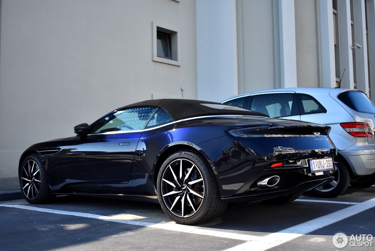 Aston Martin DB11 V8 Volante