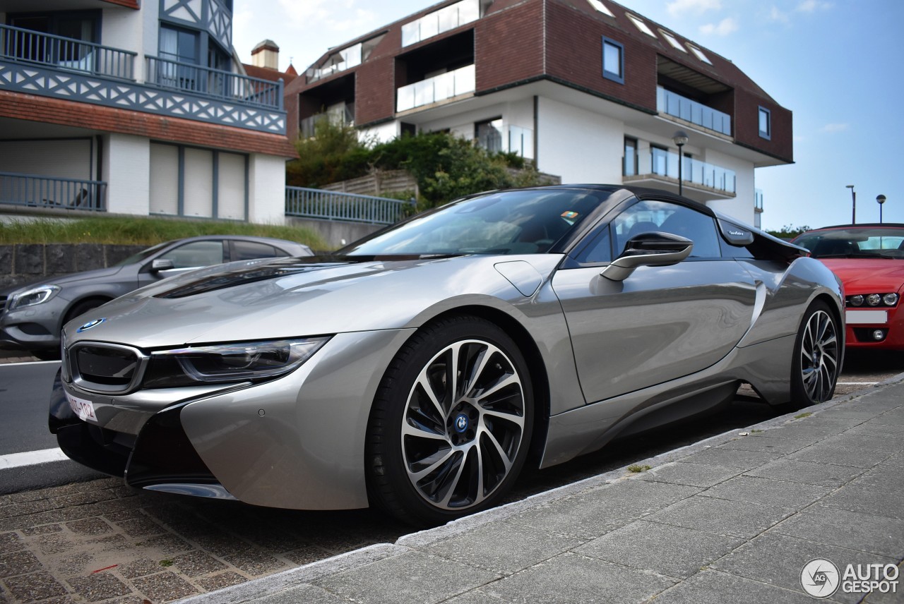 BMW i8 Roadster