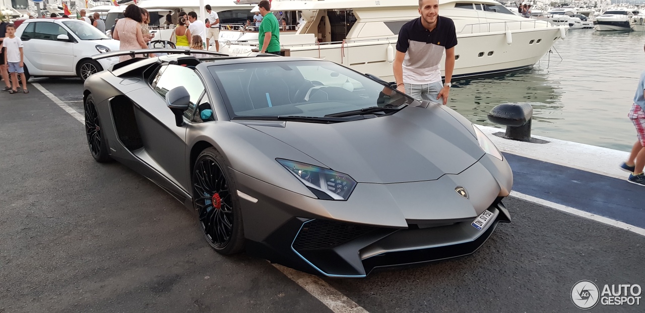 Lamborghini Aventador LP750-4 SuperVeloce Roadster