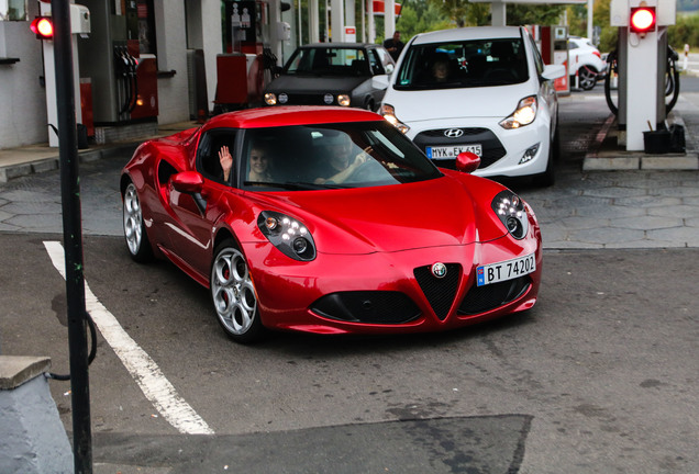 Alfa Romeo 4C Coupé