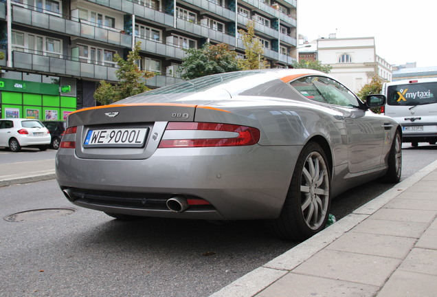 Aston Martin DB9