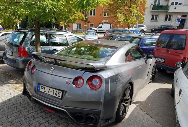 Nissan GT-R 2017