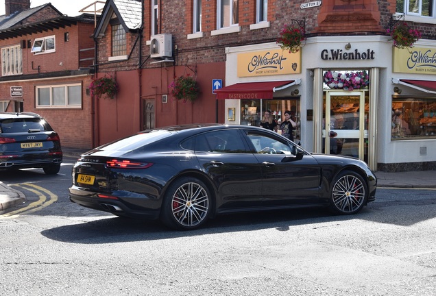 Porsche 971 Panamera Turbo