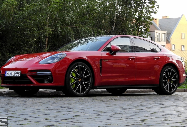 Porsche 971 Panamera Turbo S E-Hybrid