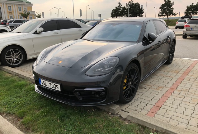 Porsche 971 Panamera Turbo Sport Turismo