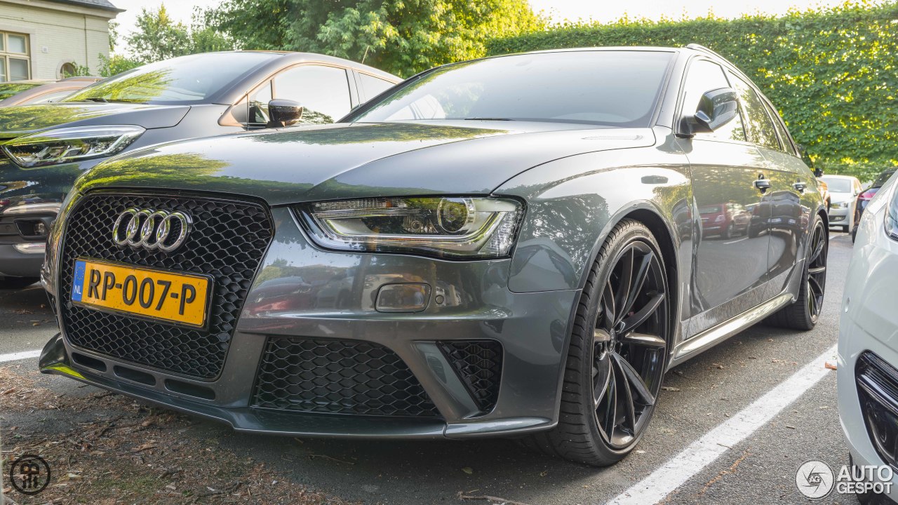 Audi RS4 Avant B8