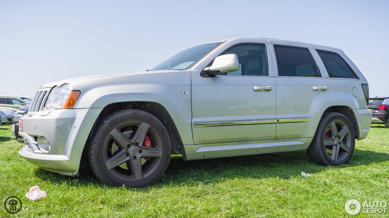 Jeep Grand Cherokee SRT-8 2005