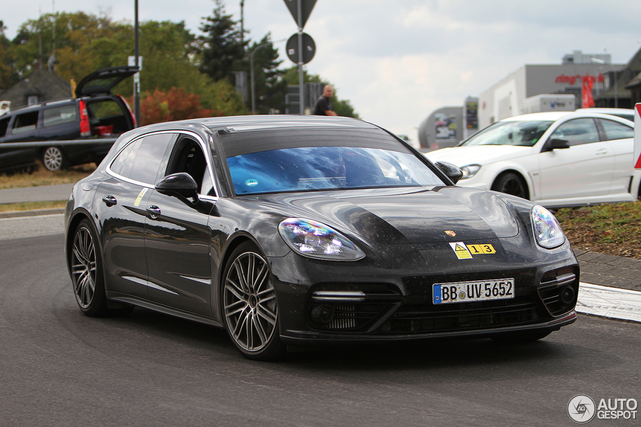 Porsche 971 Panamera Turbo Sport Turismo