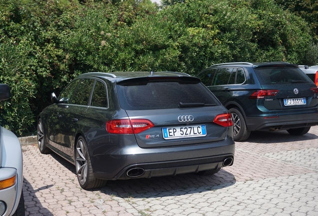 Audi RS4 Avant B8