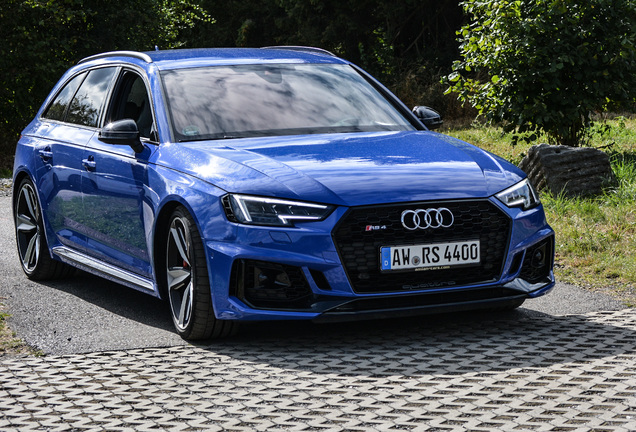 Audi RS4 Avant B9