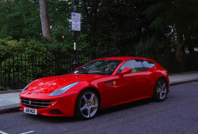 Ferrari FF